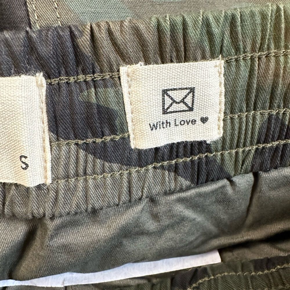 NWT Anthropologie Women’s Pull On Drawstring Camo Pants Pockets - Size Small - Picture 4 of 10